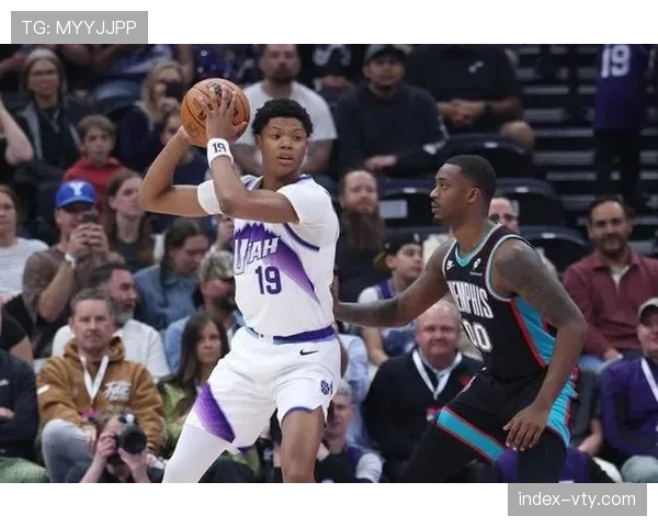 爵士遭遇十连败低谷期，对阵灰熊历史交锋数据尚未更新